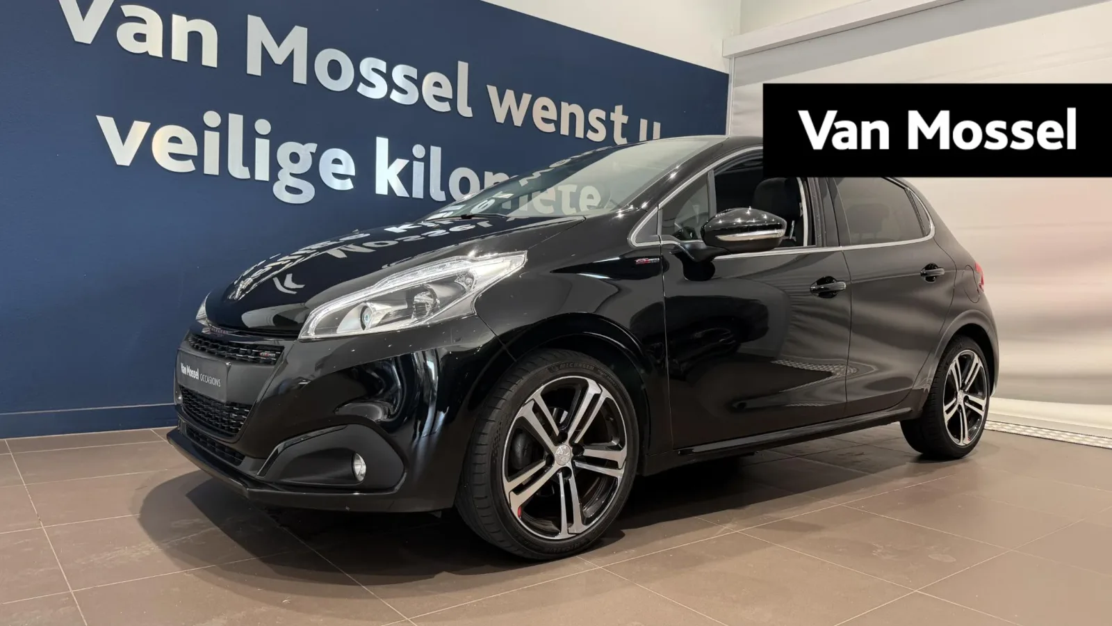 Peugeot 208 (2018) — foto 1
