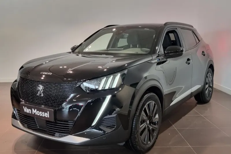 Peugeot e-2008 (2023)