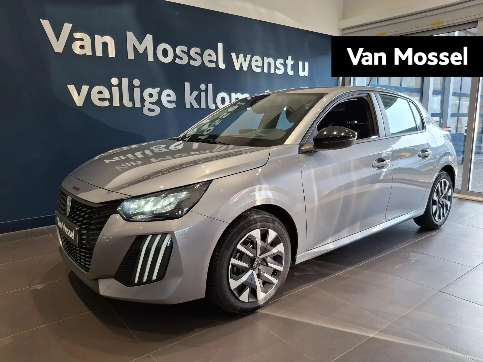 Peugeot 208 (2025) — foto 1