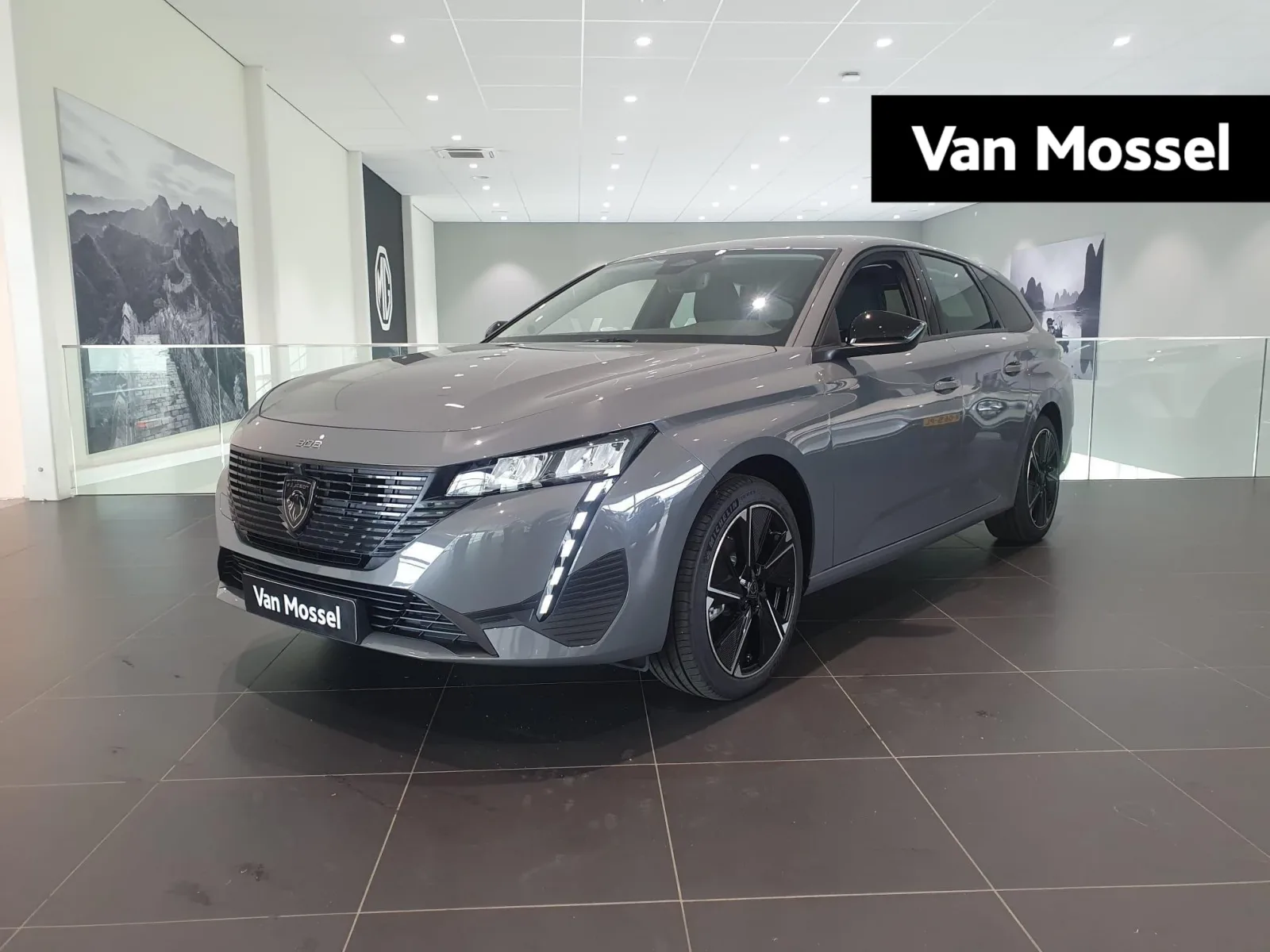 Peugeot e-308 (2024) — foto 1