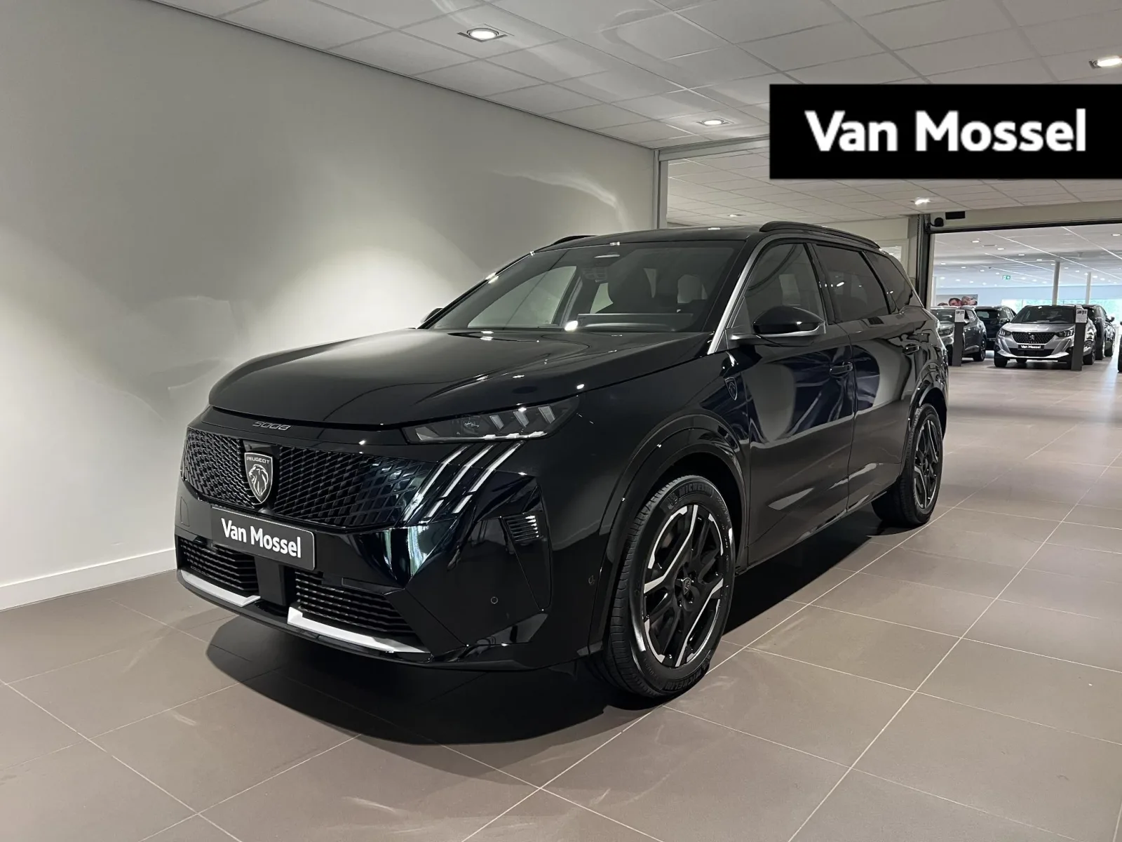 Peugeot E-5008 (2025) — foto 1
