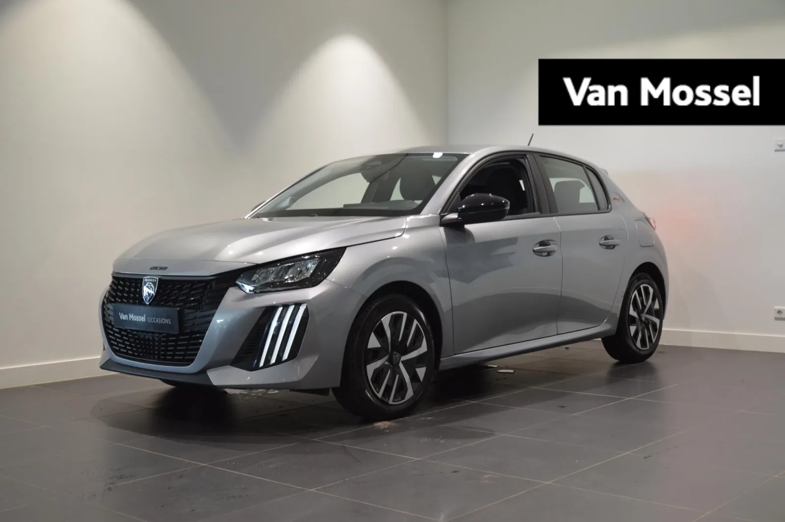 Peugeot 208 (2025) — foto 1