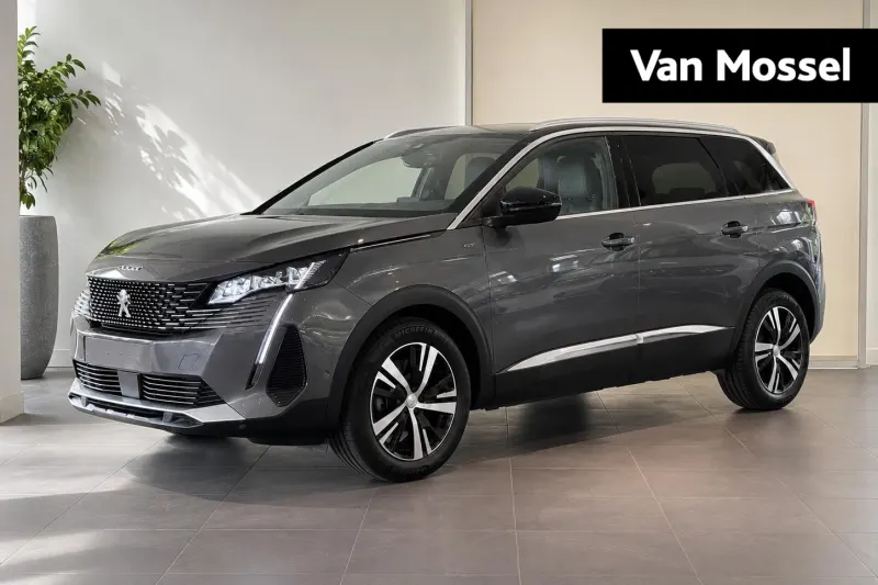 Peugeot 5008 (2021)
