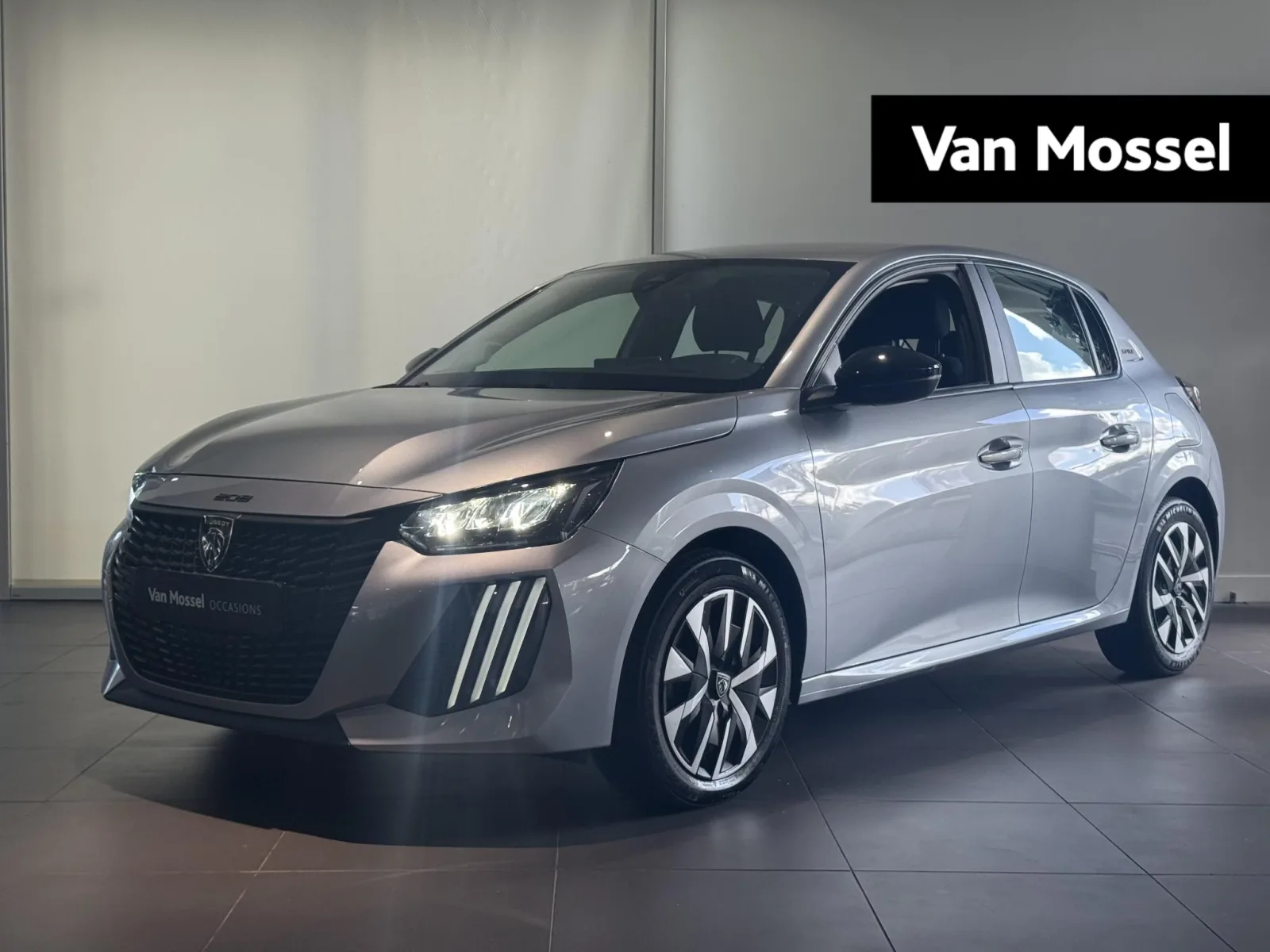 Peugeot 208 (2025) — foto 1