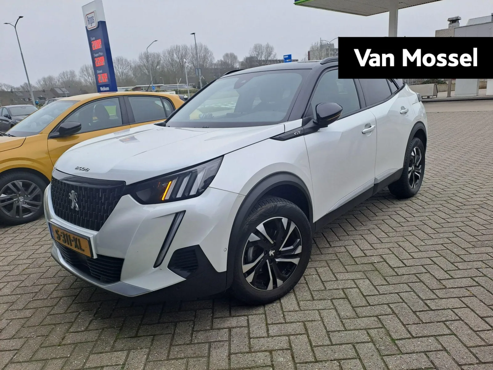 Peugeot 2008 (2023) — foto 1