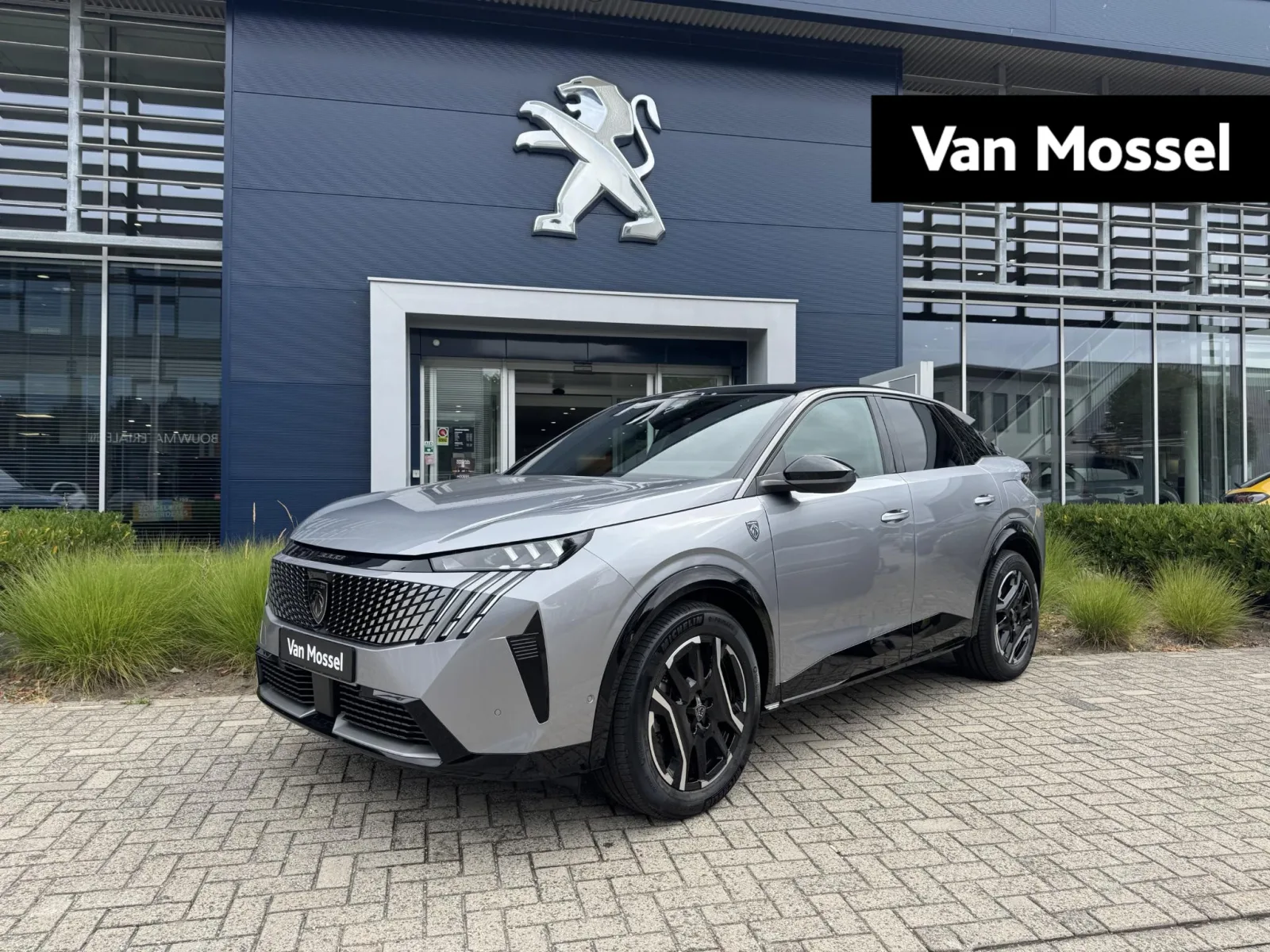 Peugeot e-3008 (2025) — foto 1