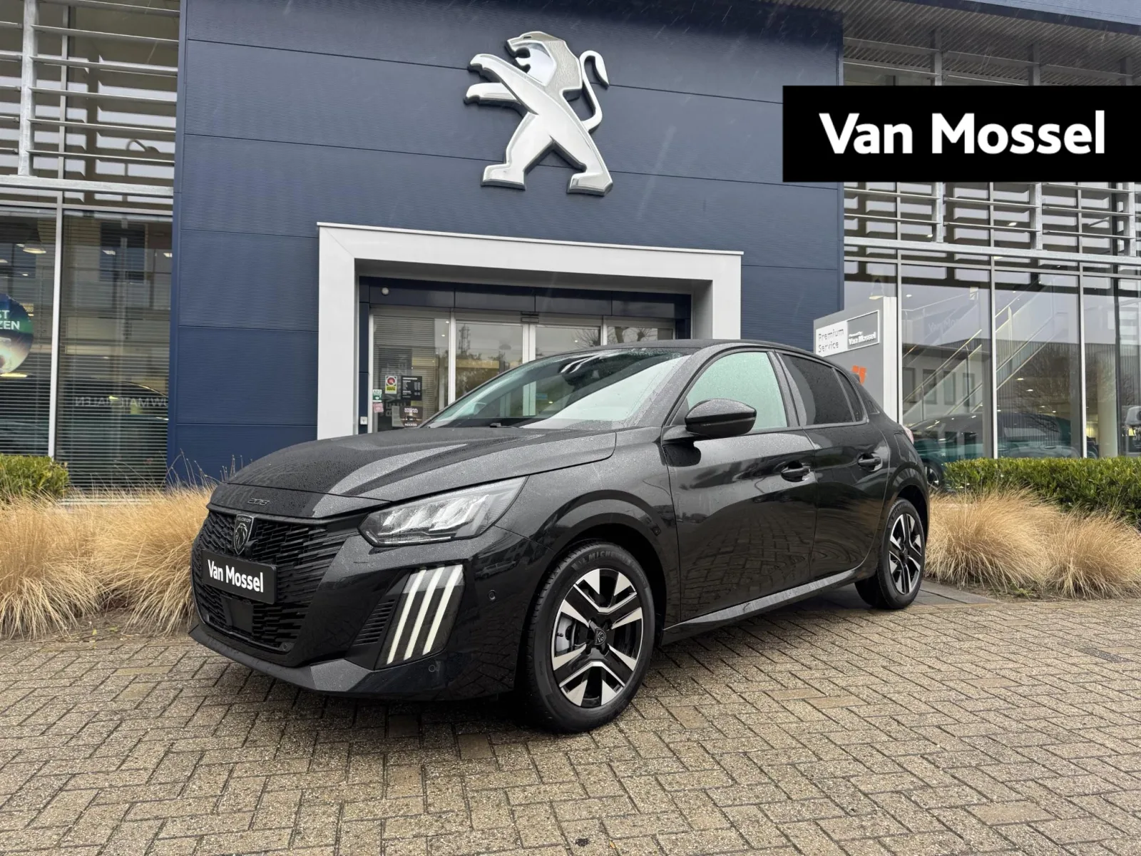 Peugeot 208 (2025) — foto 1