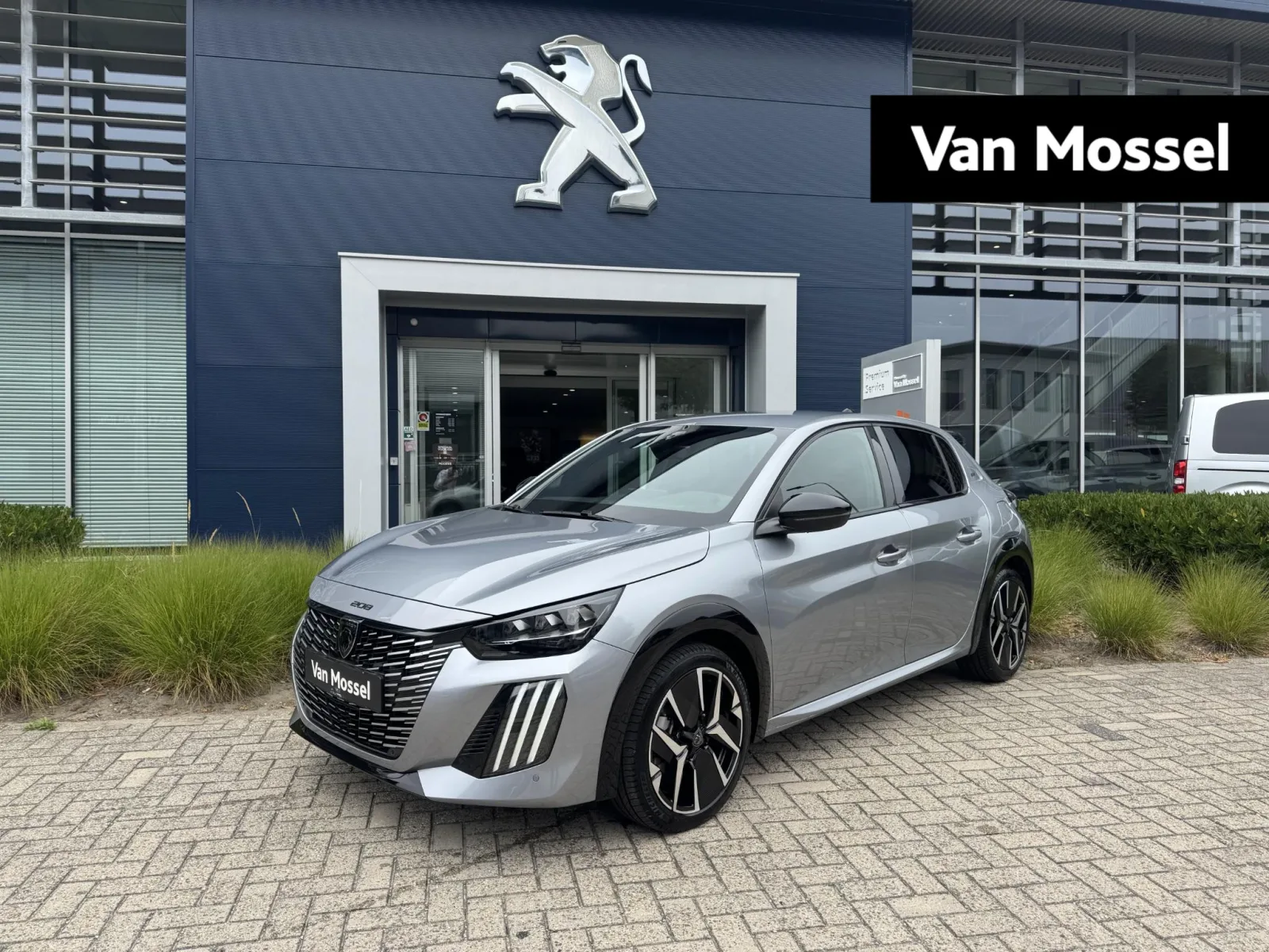 Peugeot 208 (2024) — foto 1