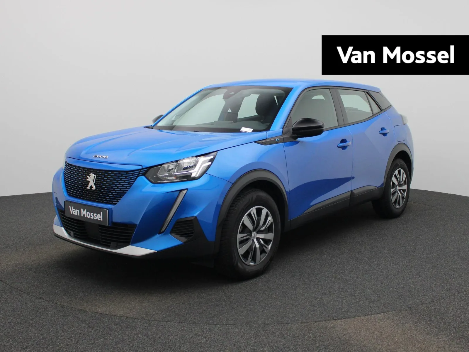 Peugeot e-2008 (2022) — foto 1