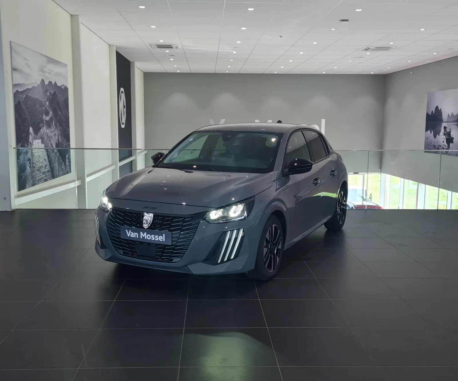 Peugeot 208 (2025) — foto 1