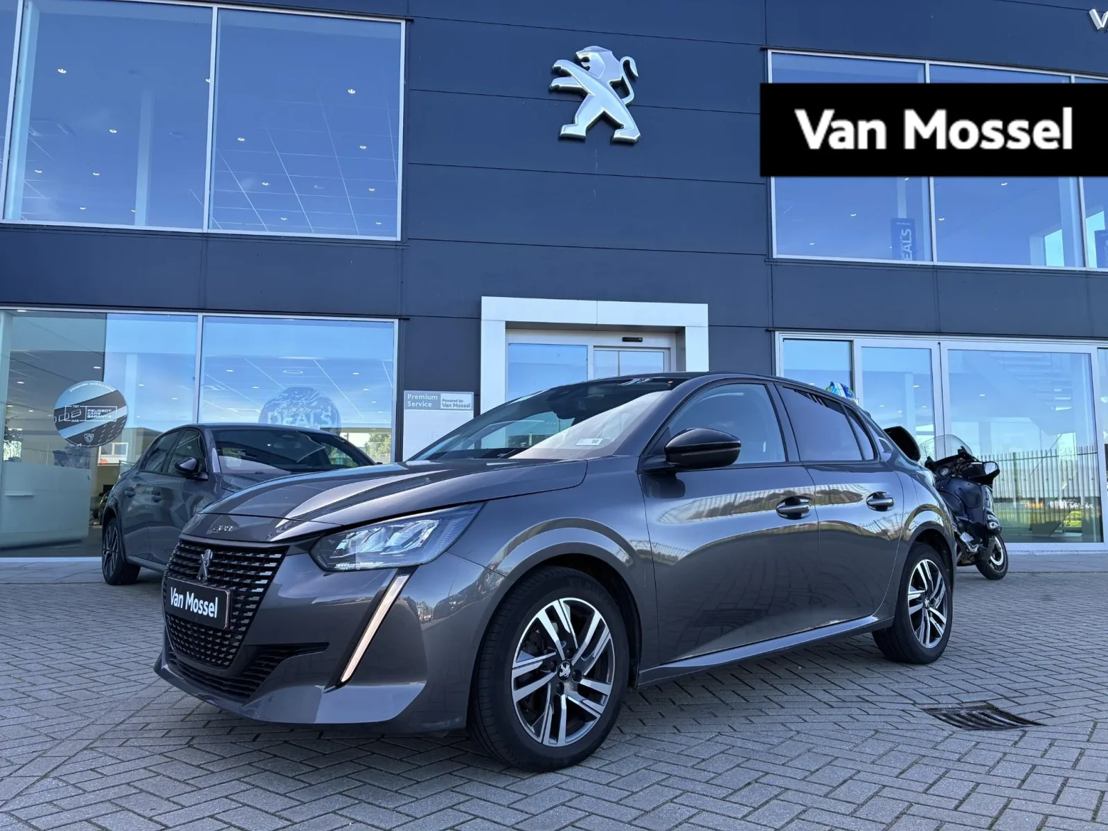 Peugeot 208 (2023) — foto 1