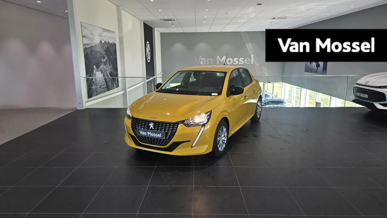 Peugeot 208 (2022) — foto 1