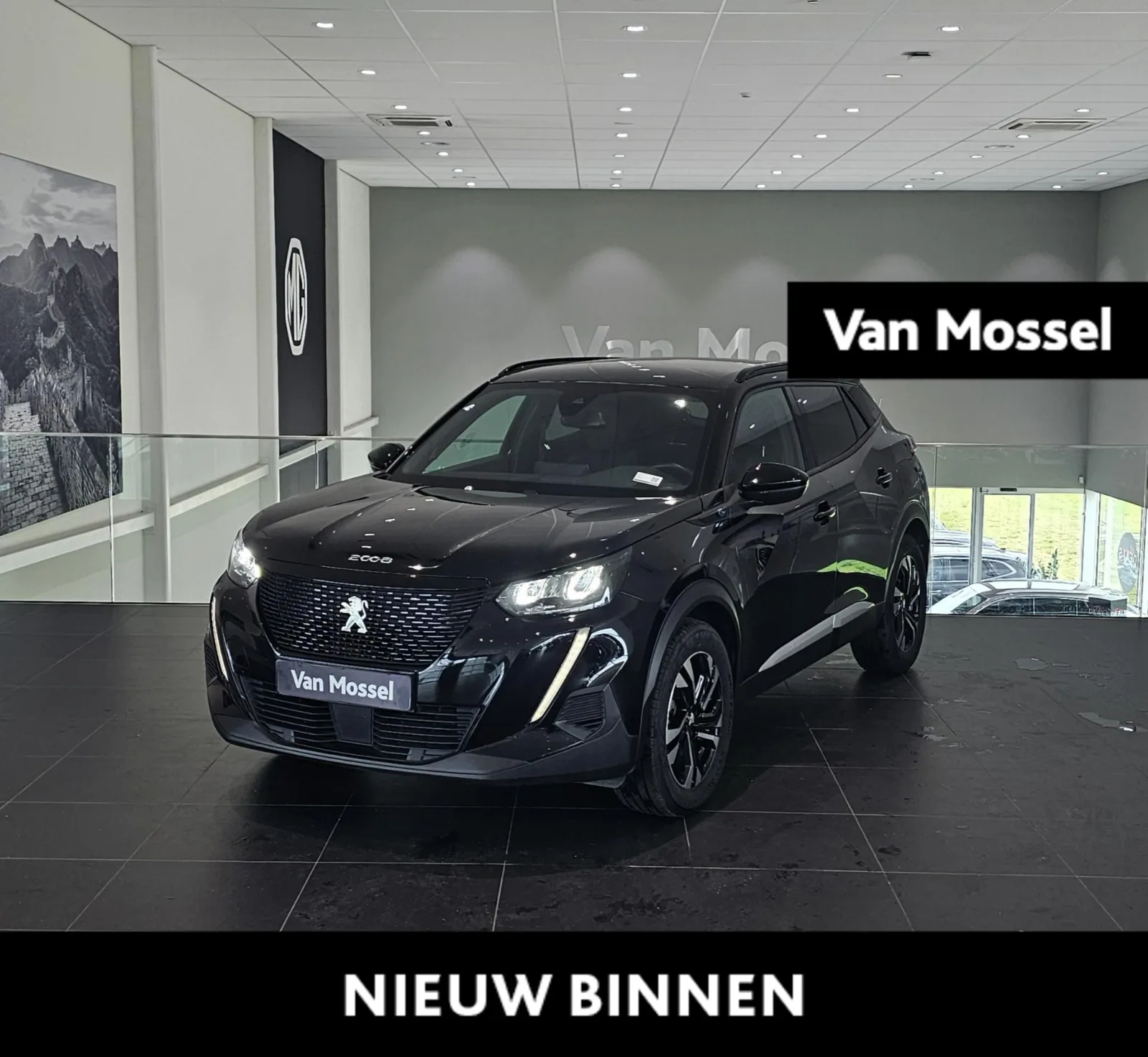 Peugeot e-2008 (2023) — foto 1
