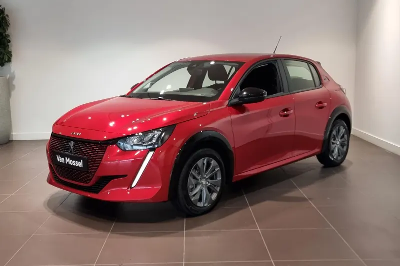 Peugeot e-208 (2023)