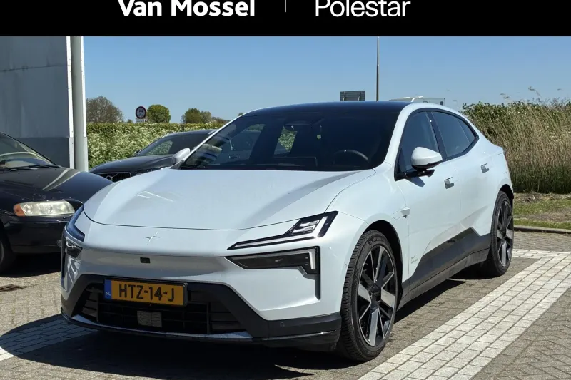 Polestar 4 (2025)