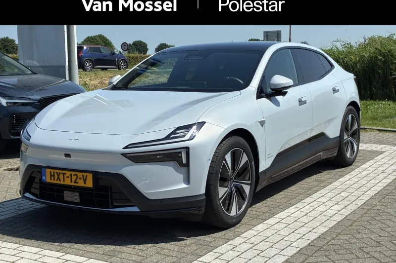 Polestar 4 (2025)