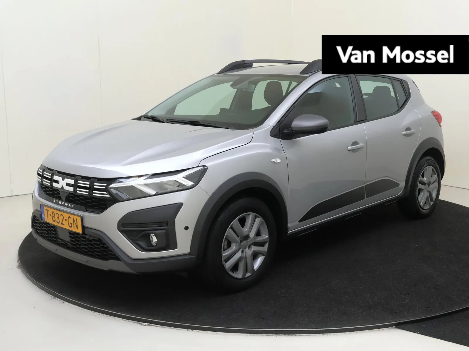 Dacia Sandero Stepway (2023) — foto 1