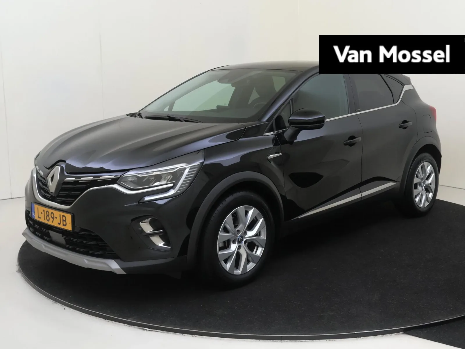 Renault Captur (2021) — foto 1