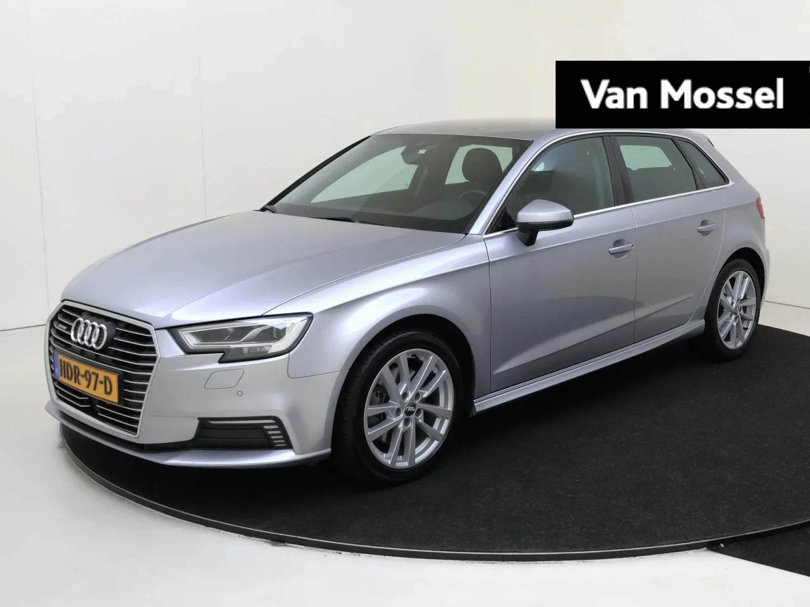 Audi A3 (2020) — foto 1