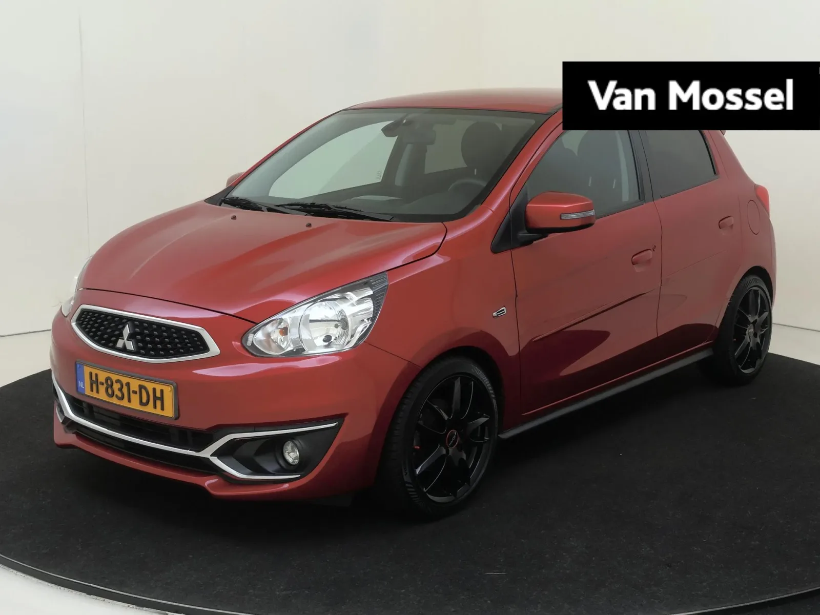 Mitsubishi Space Star (2020) — foto 1
