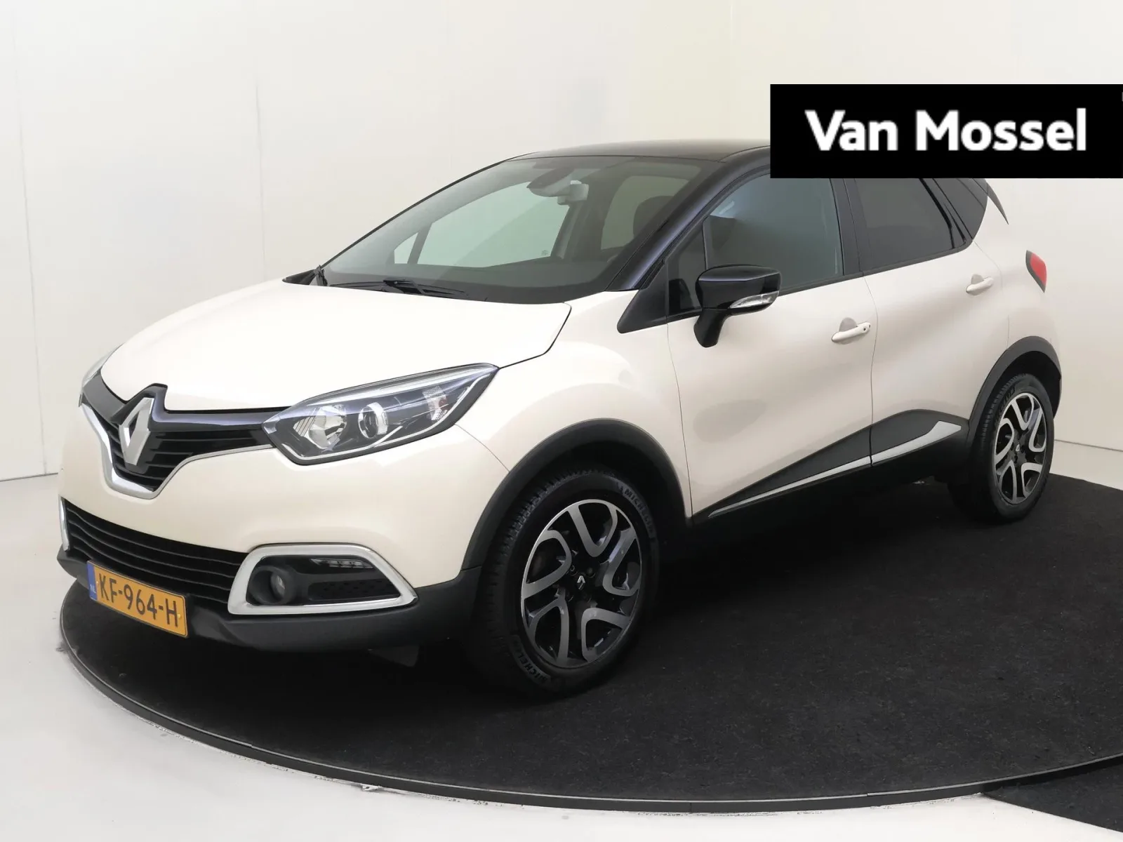 Renault Captur (2016) — foto 1