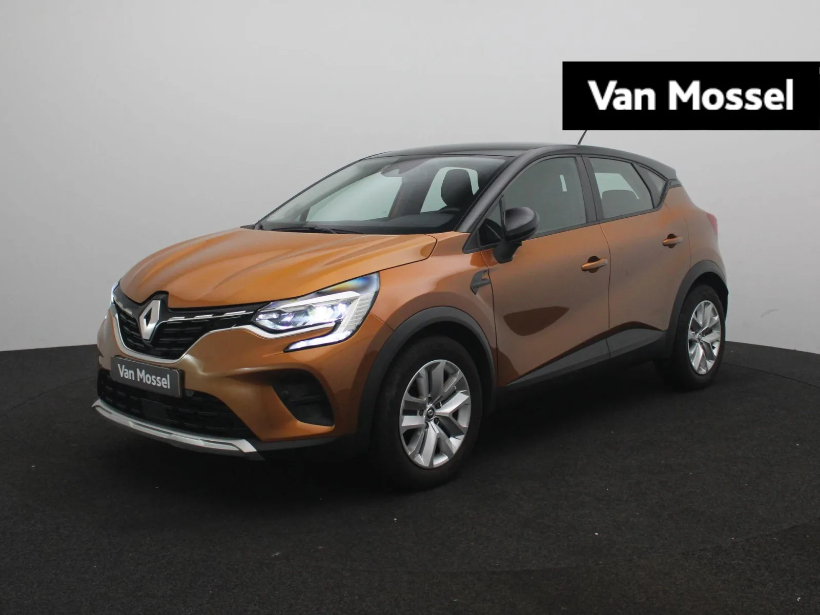 Renault Captur (2021) — foto 1