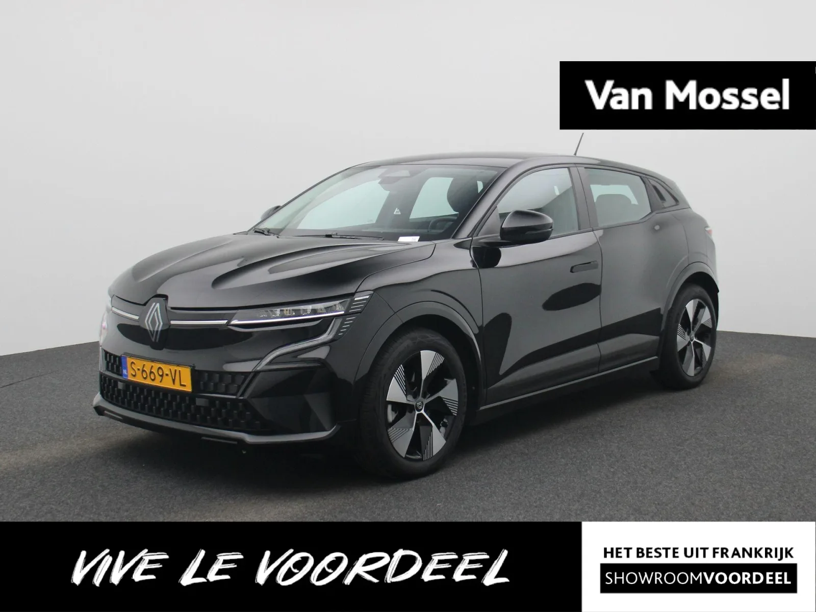 Renault Mégane E-Tech (2023) — foto 1