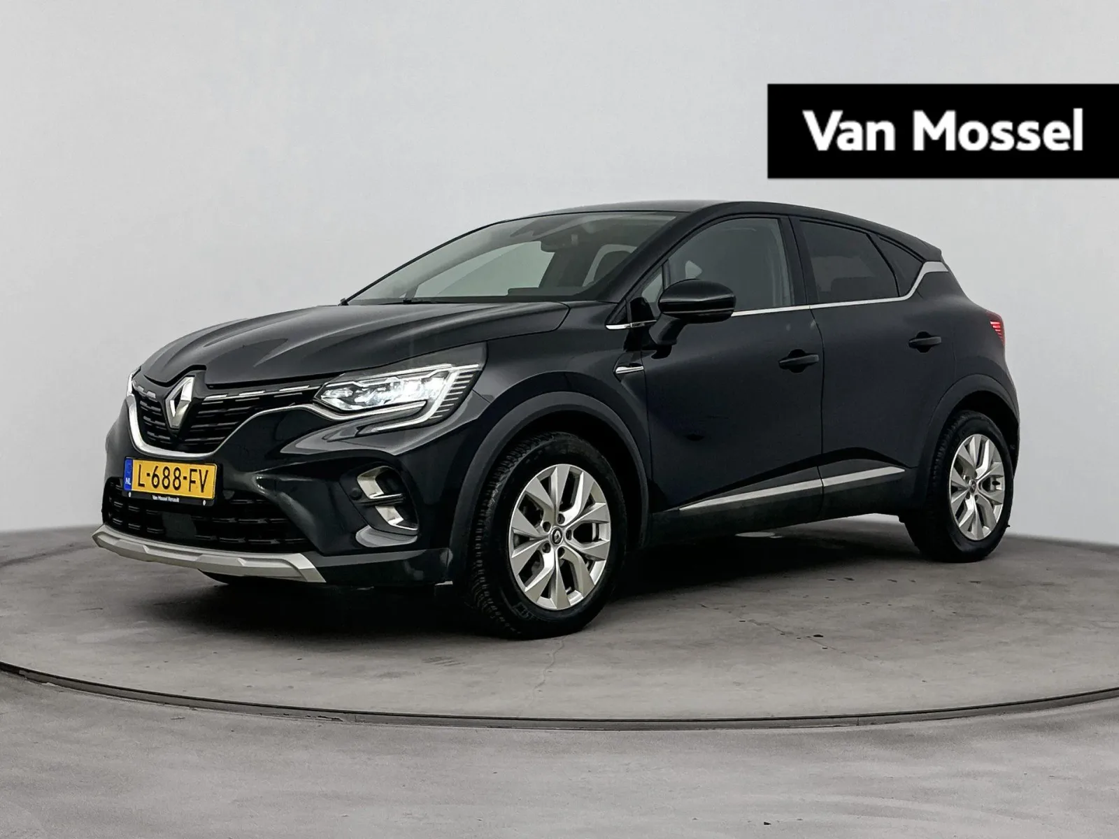 Renault Captur (2021) — foto 1