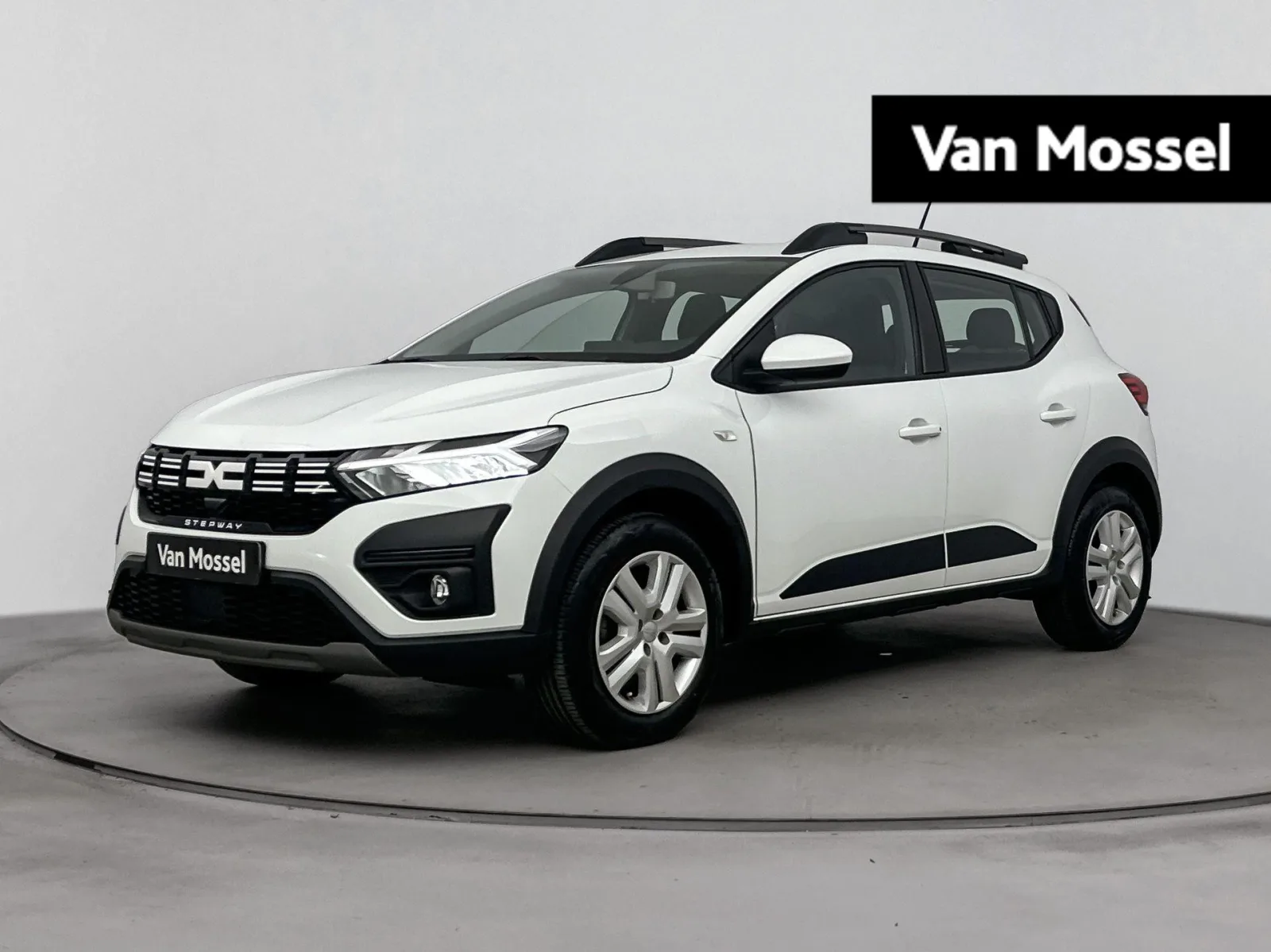 Dacia Sandero Stepway (2024) — foto 1
