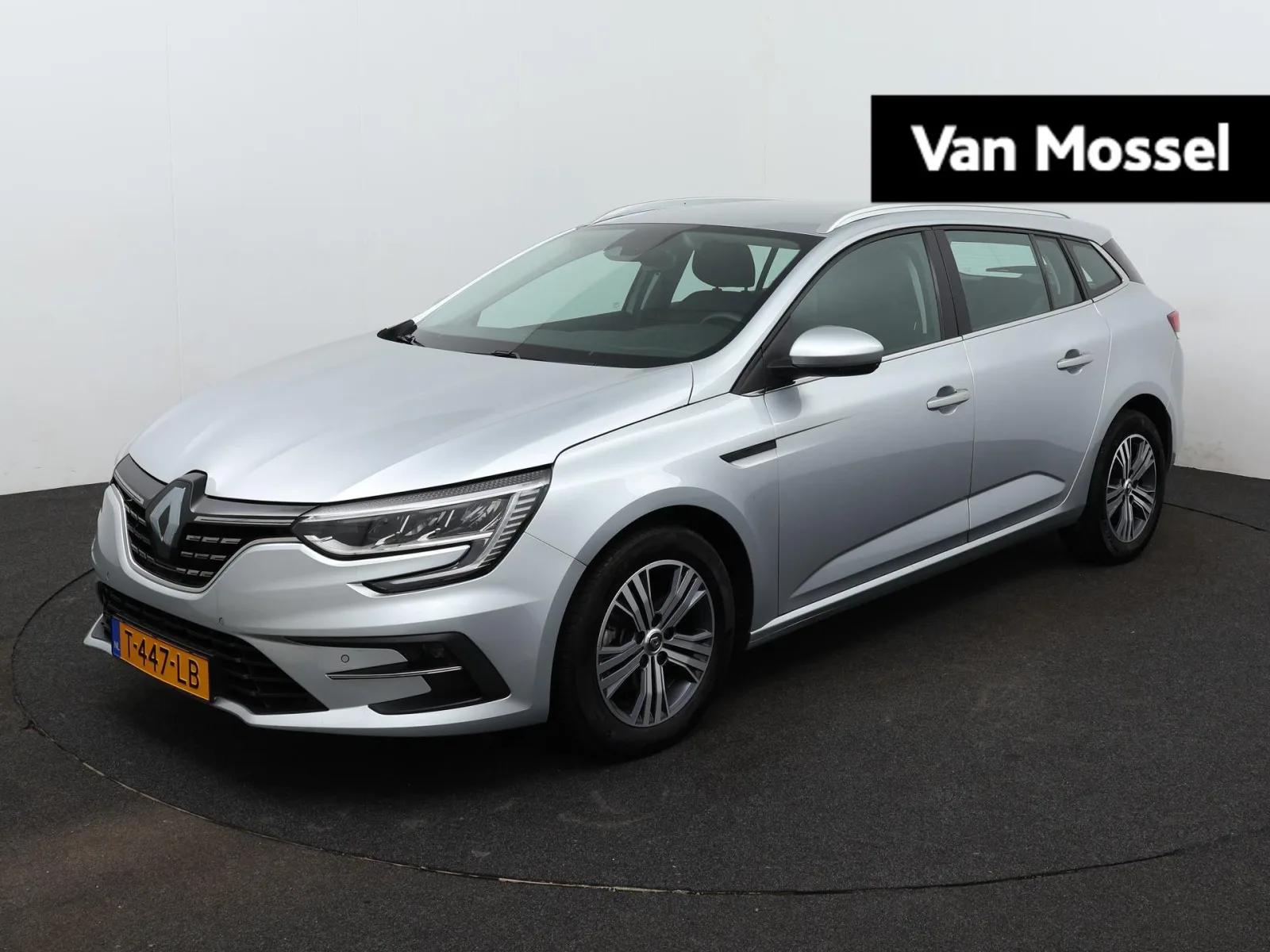 Renault Mégane (2023) — foto 1