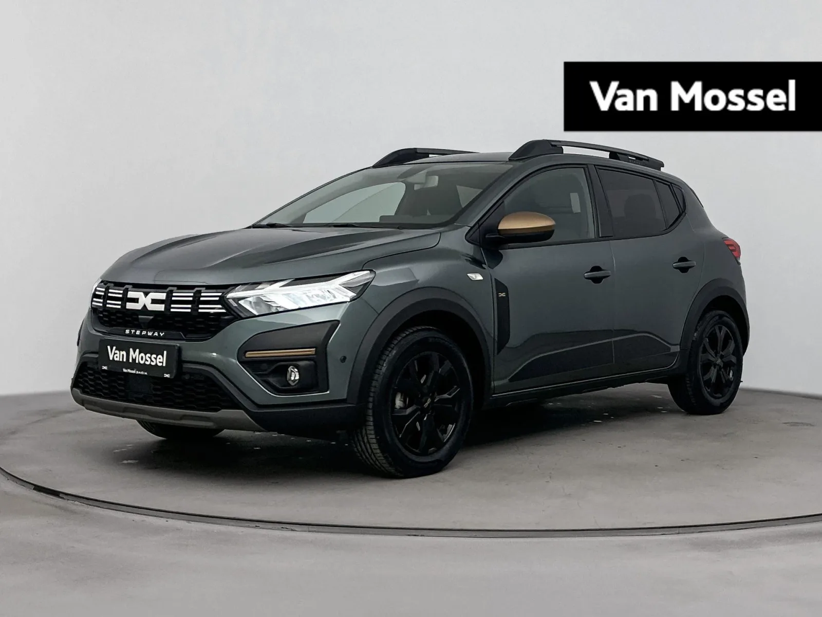 Dacia Sandero Stepway (2023) — foto 1