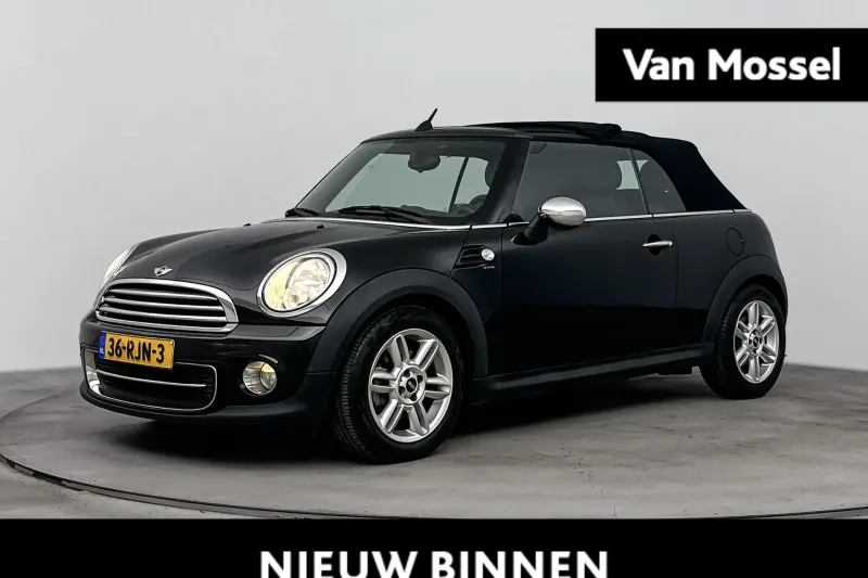 MINI Cabrio (2011)