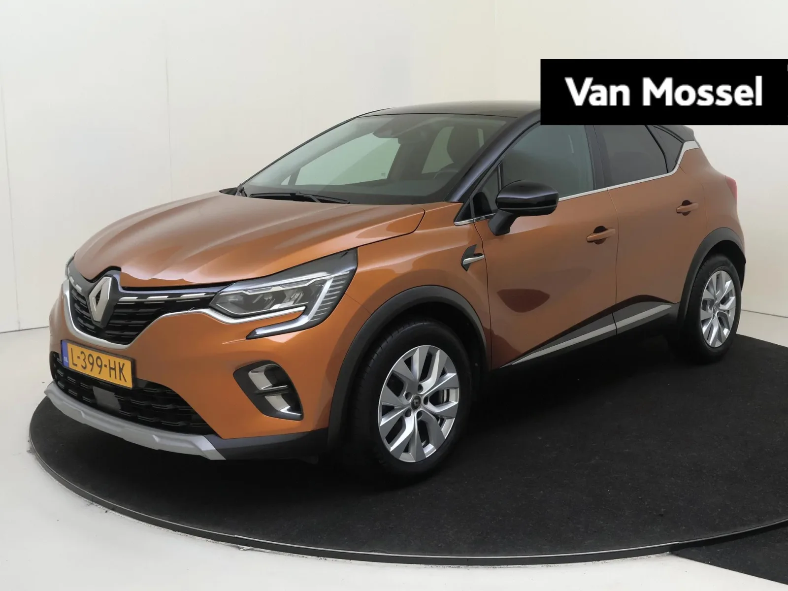 Renault Captur (2021) — foto 1