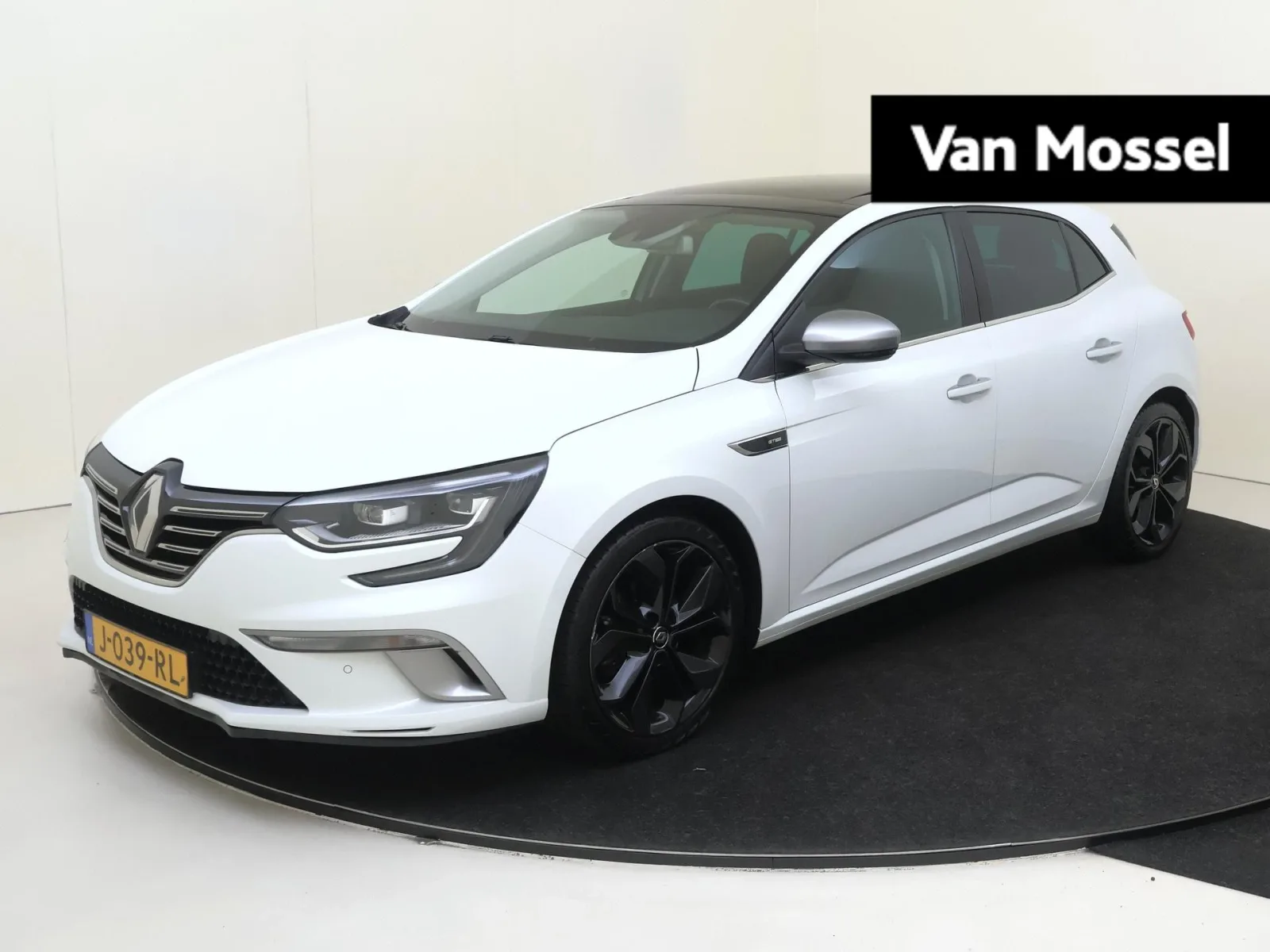 Renault Mégane (2019) — foto 1