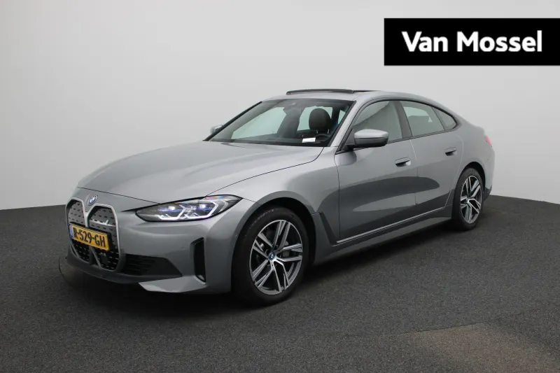 BMW i4 (2022)