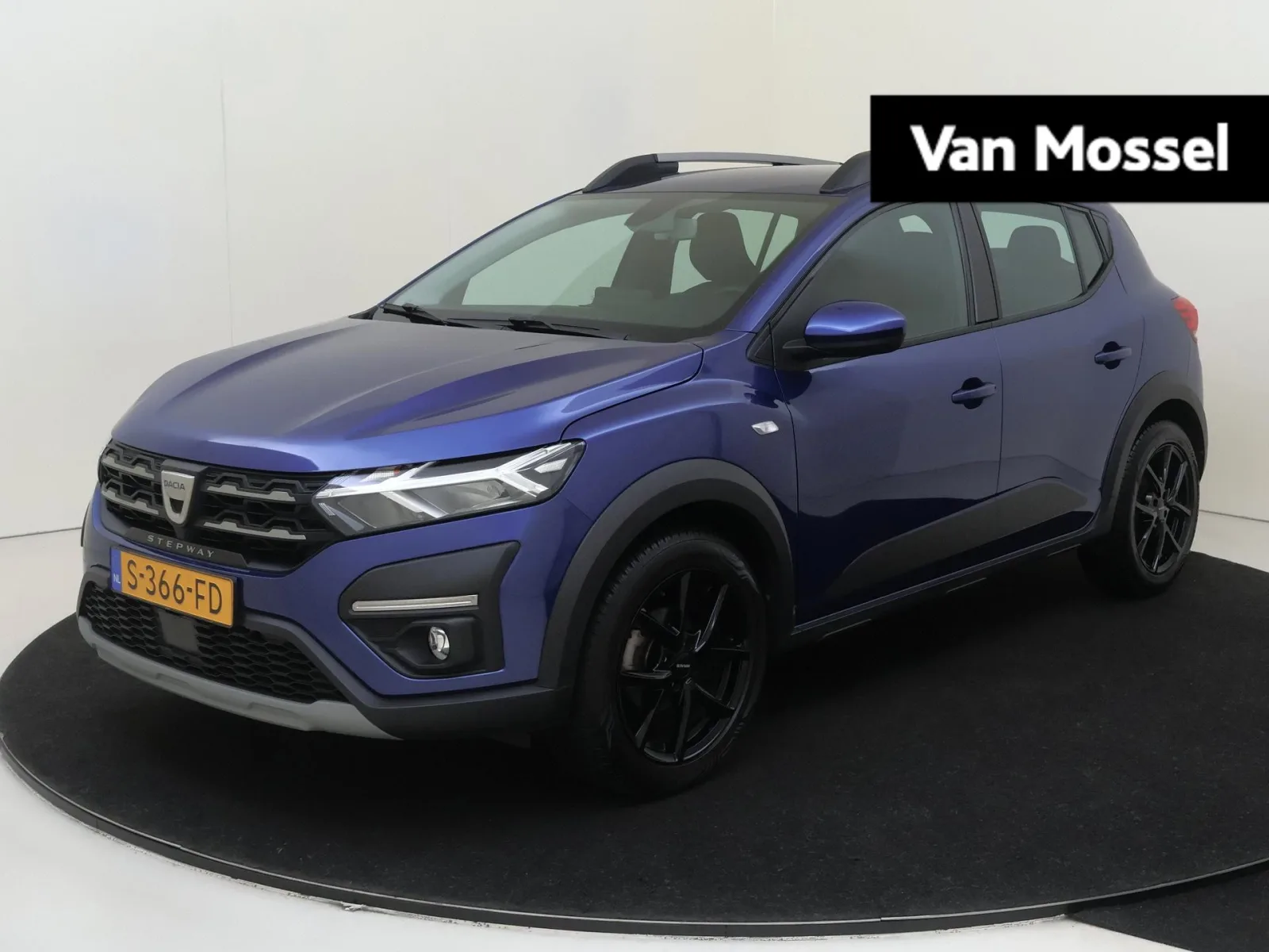 Dacia Sandero Stepway (2023) — foto 1