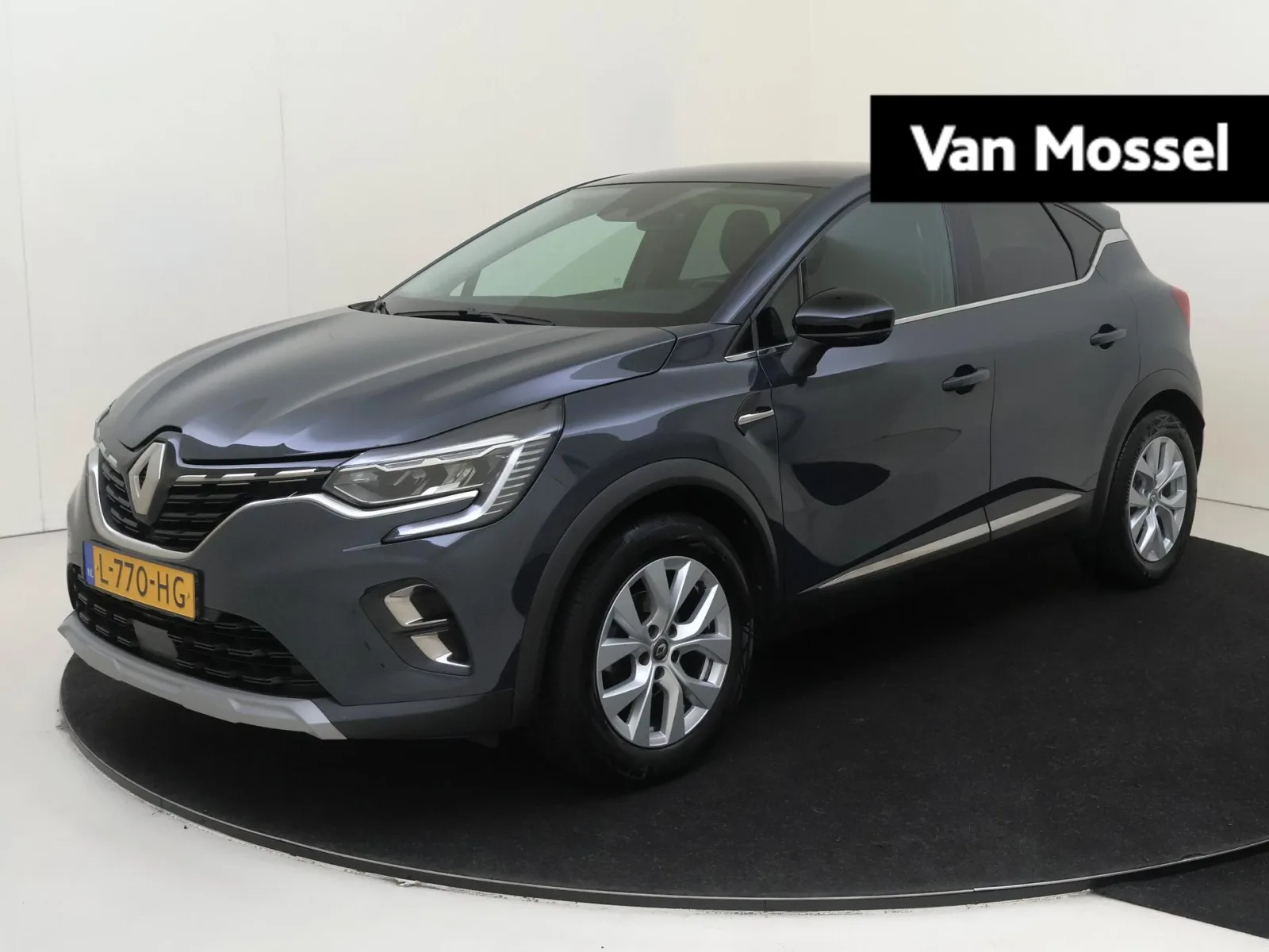 Renault Captur (2021) — foto 1