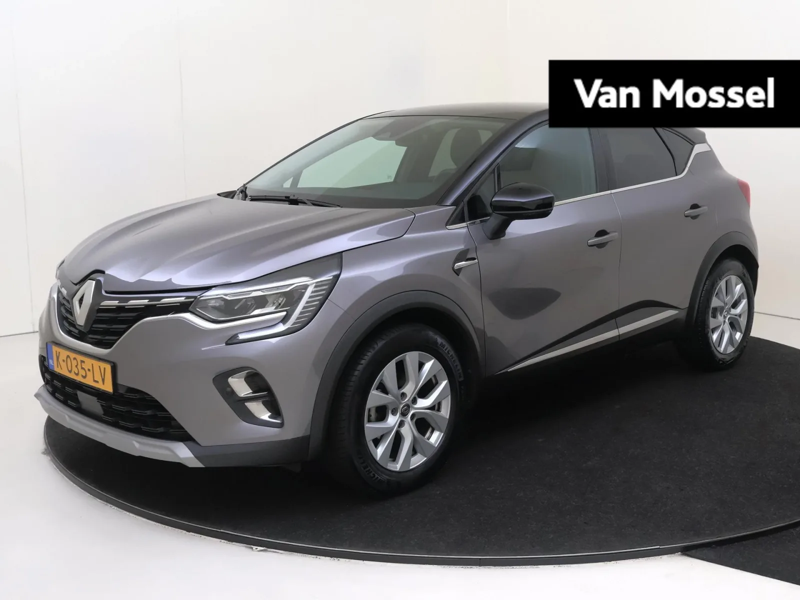 Renault Captur (2021) — foto 1
