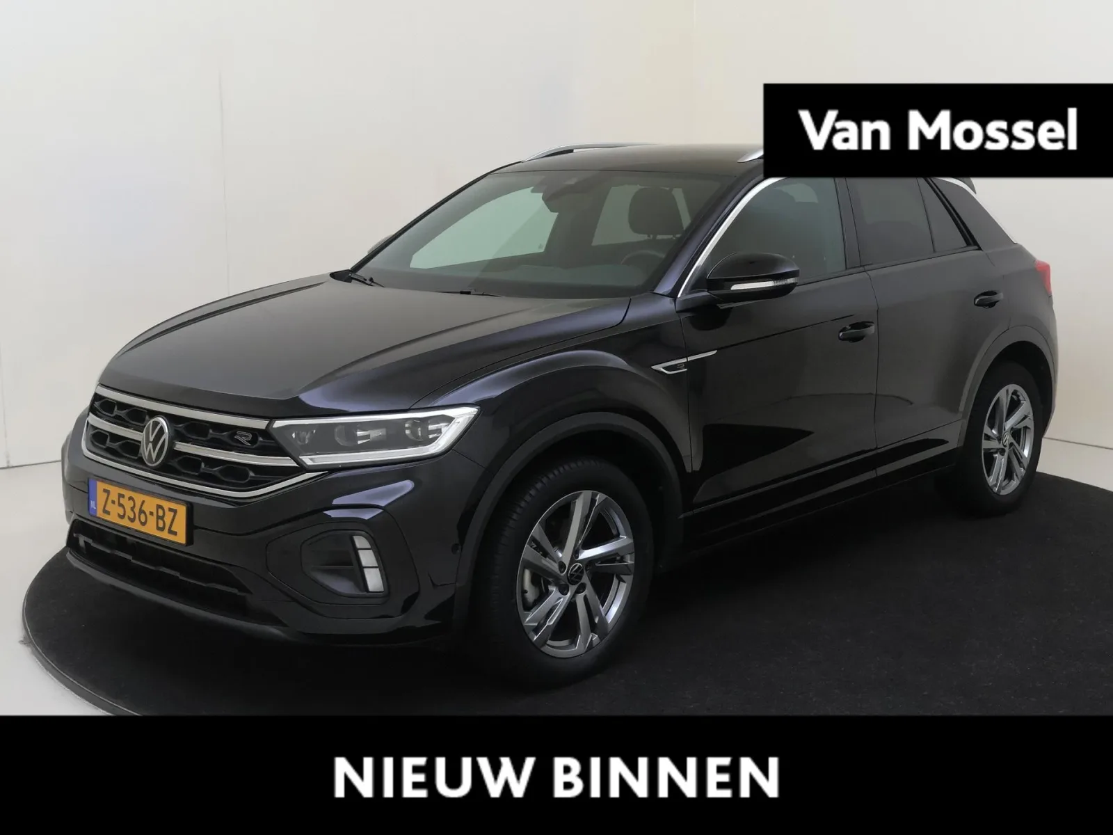 Volkswagen T-Roc (2023) — foto 1