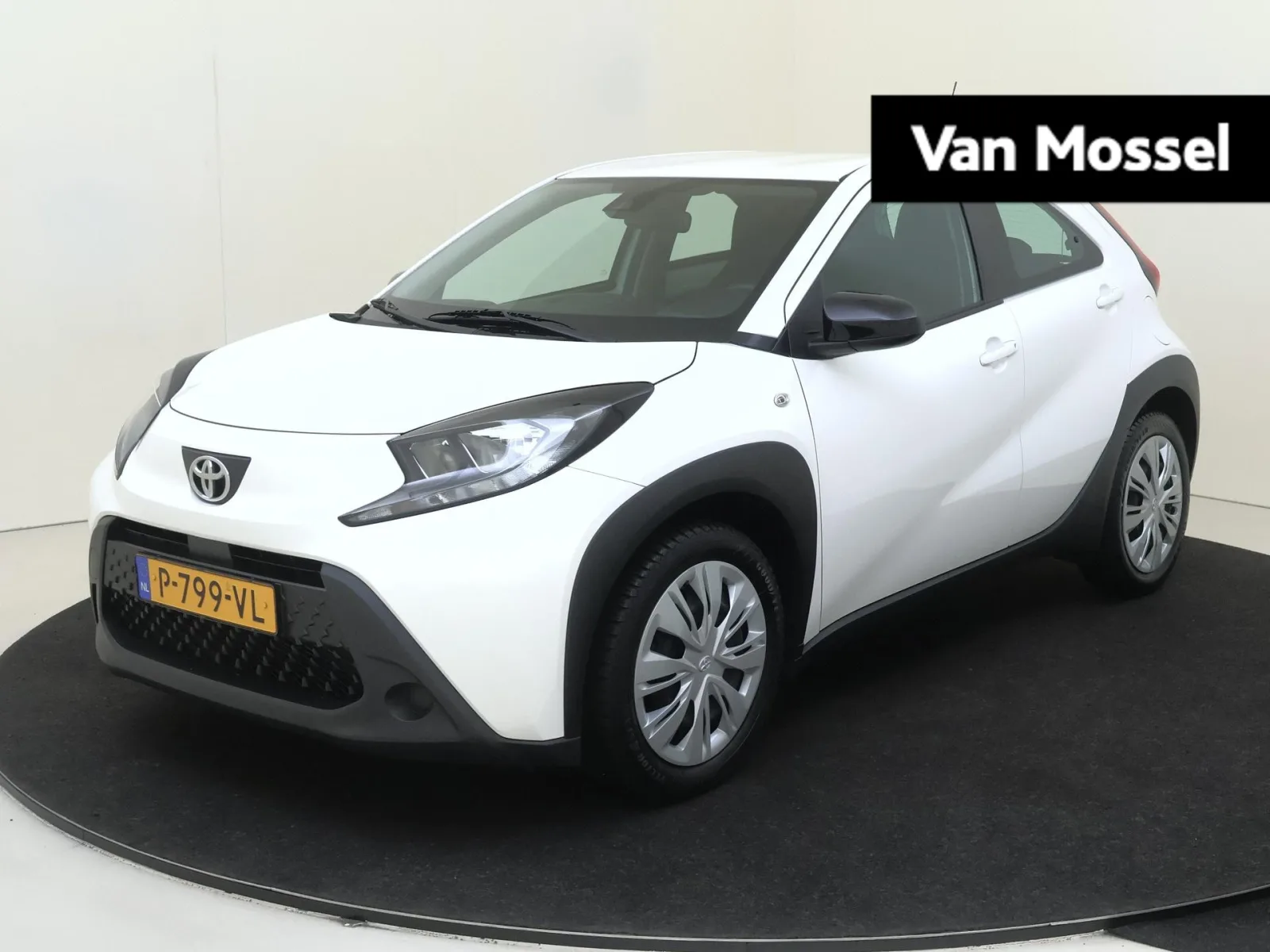 Toyota Aygo (2022) — foto 1