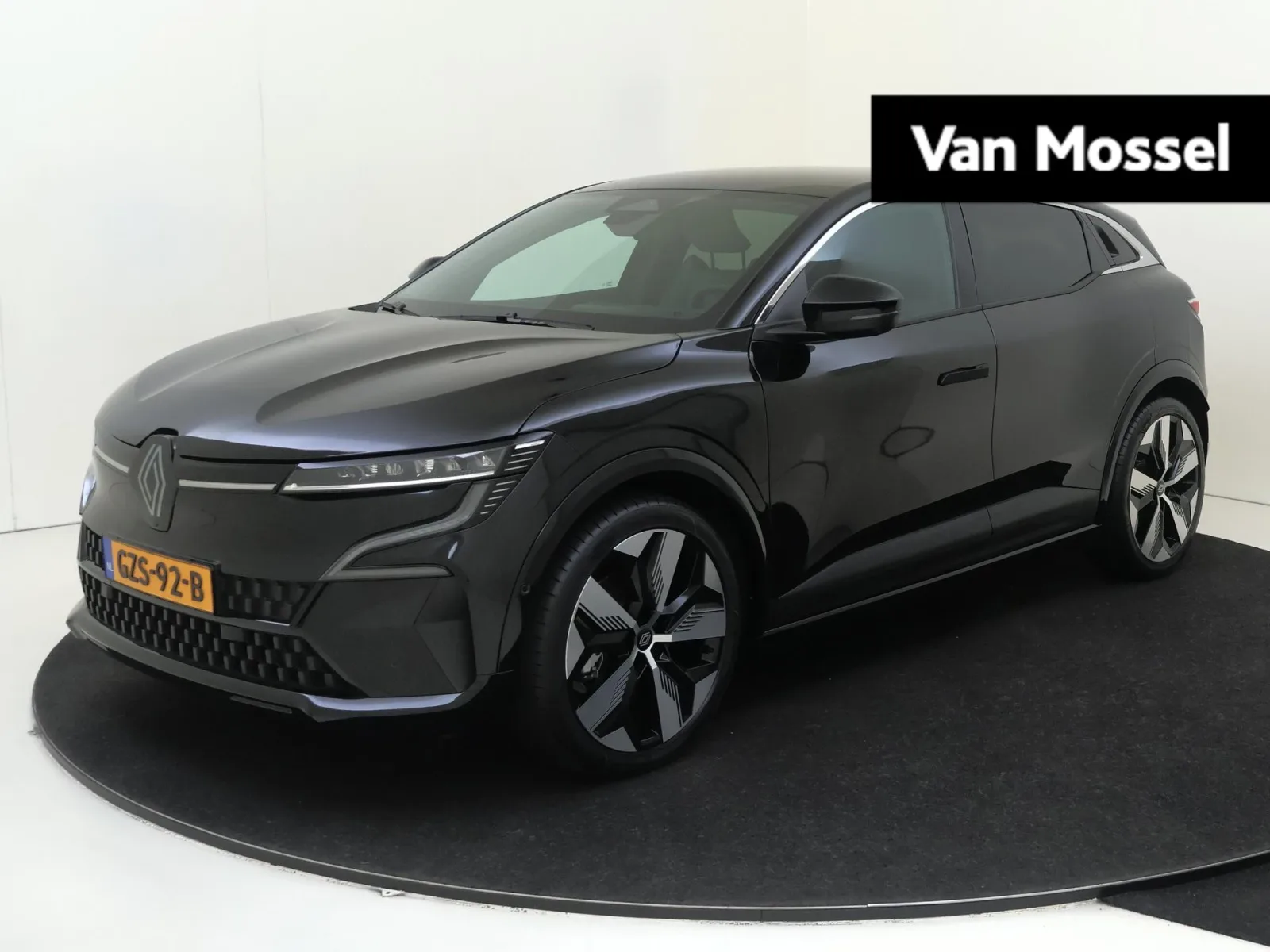Renault Mégane E-Tech (2025) — foto 1