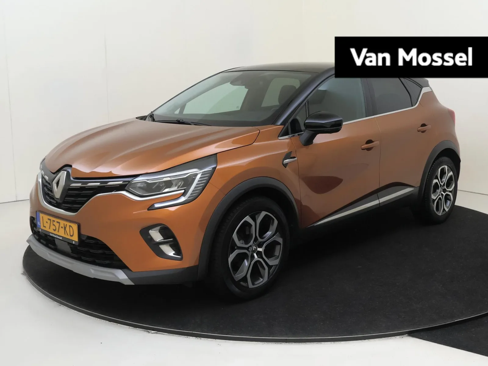 Renault Captur (2021) — foto 1