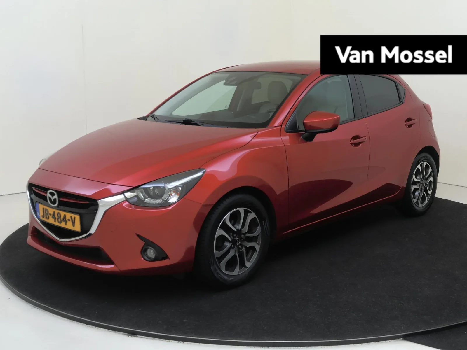 Mazda 2 (2016) — foto 1
