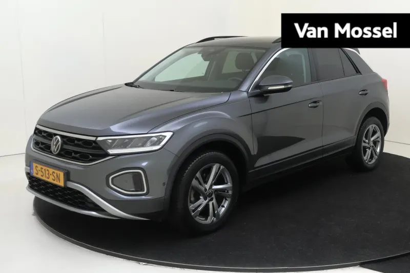 Volkswagen T-Roc (2023)