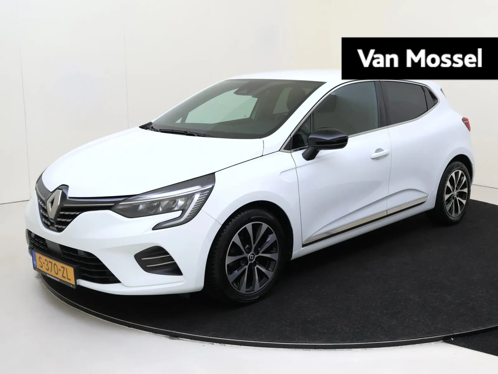 Renault Clio (2023) — foto 1