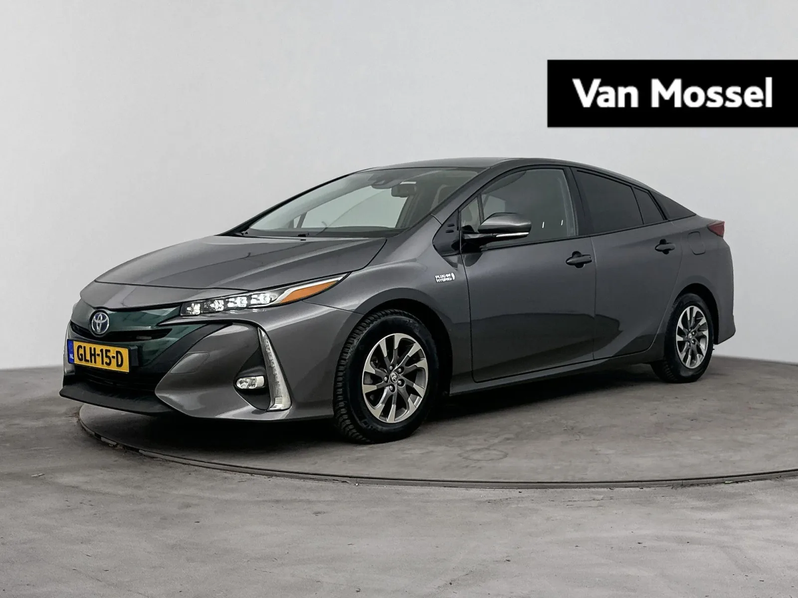 Toyota Prius (2018) — foto 1