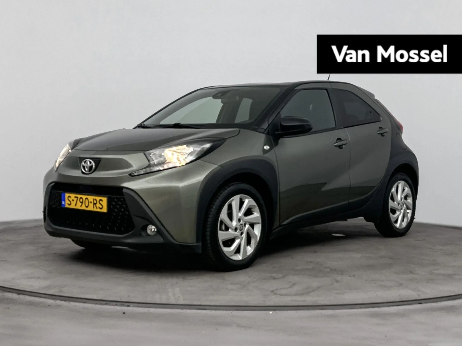 Toyota Aygo (2022) — foto 1