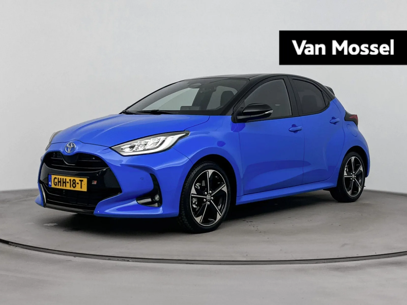 Toyota Yaris (2024) — foto 1