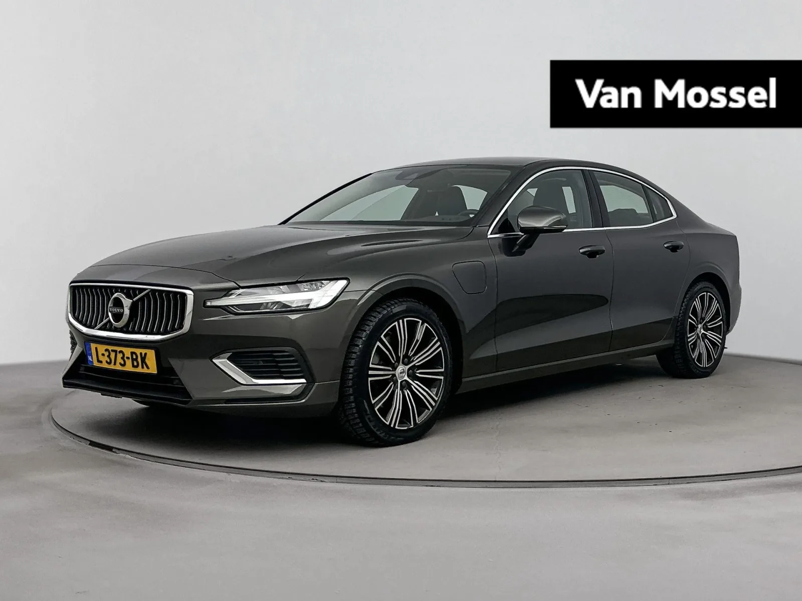 Volvo S60 (2021) — foto 1