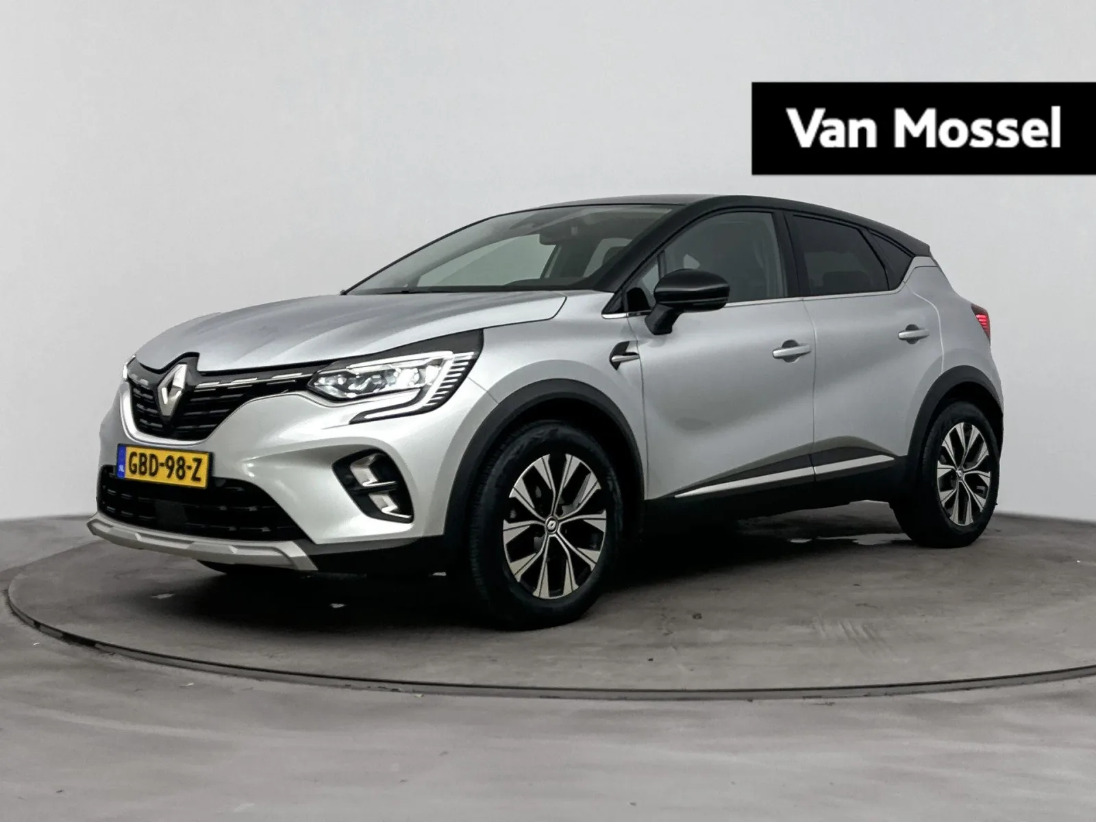 Renault Captur (2023) — foto 1